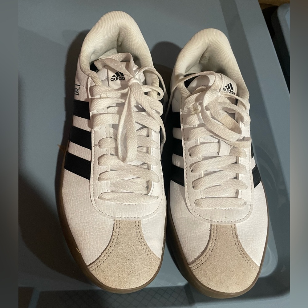 Adidas tennis shoes